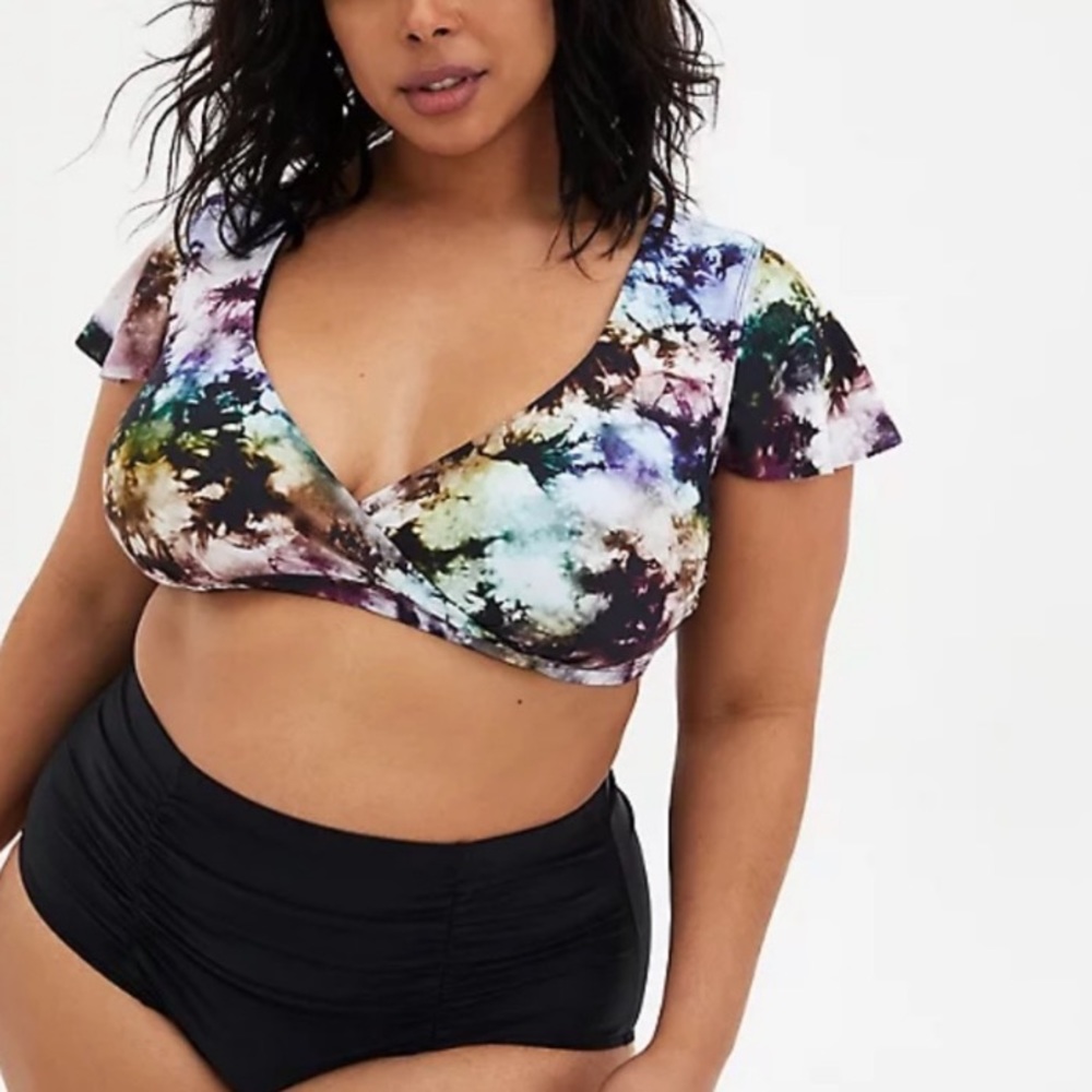 Torrid sleeve bikini top tie dye print 4X
